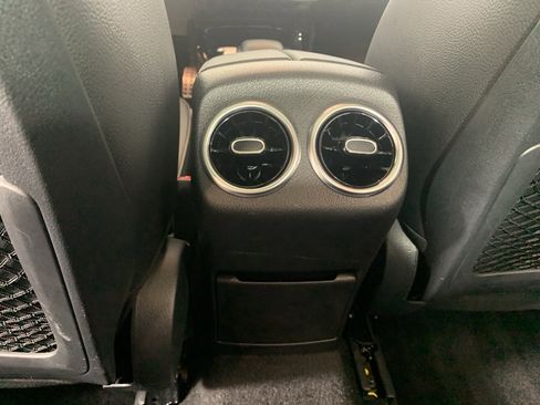 Used 2020 Mercedes-Benz CLA 250 4MATIC image 35