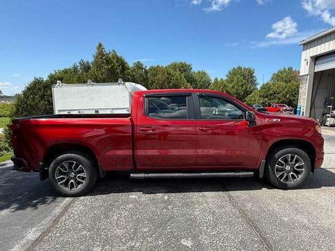 Used 2023 Chevrolet Silverado 1500 RST w/ Z71 Off-Road Package AWD/4WD image 6