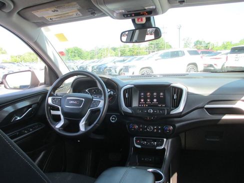Used 2022 GMC Terrain SLE w/ Driver Convenience Package FWD image 21