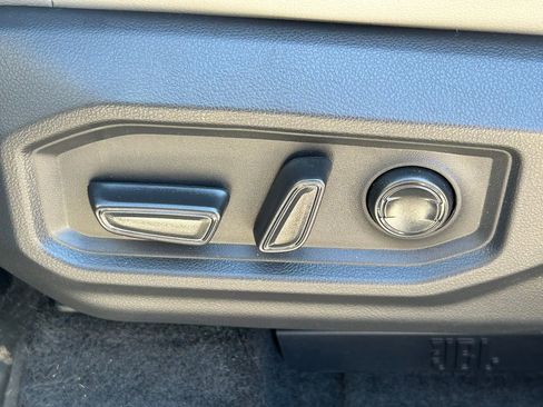 New 2026 Toyota Tundra Limited AWD/4WD image 27