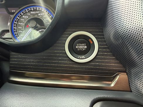 Used 2019 RAM 1500 Limited AWD/4WD image 46