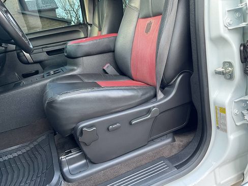 Used 2013 GMC Sierra 1500 SLE w/ Power Tech Package image 11