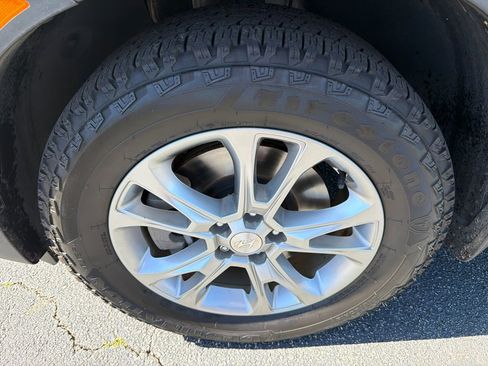 Used 2022 Hyundai Palisade SE FWD image 11