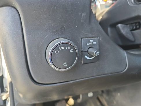 Used 2014 Chevrolet Express 2500 image 14