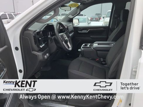 Used 2024 GMC Sierra 1500 Elevation image 32