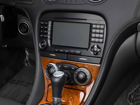 Used 2005 Mercedes-Benz SL 65 AMG image 26