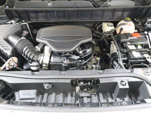 Used 2017 GMC Acadia Denali w/ Technology Package image 25