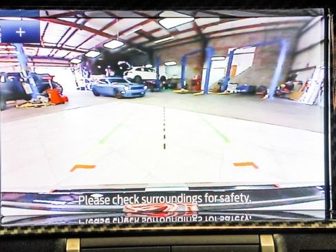 Used 2021 Ford Mustang Shelby GT500 w/ Technology Package RWD image 33
