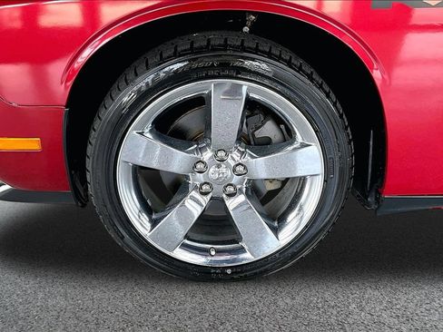 Used 2009 Dodge Challenger R/T RWD image 31