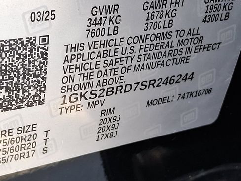 Used 2025 GMC Yukon Elevation image 28