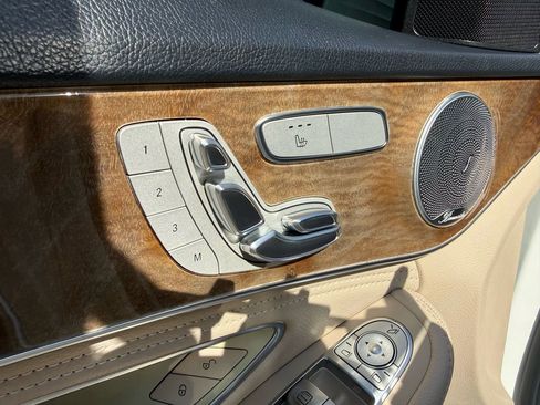 Used 2015 Mercedes-Benz C 300 4MATIC Sedan image 17