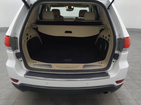 Used 2019 Jeep Grand Cherokee Limited w/ Luxury Group II image 29