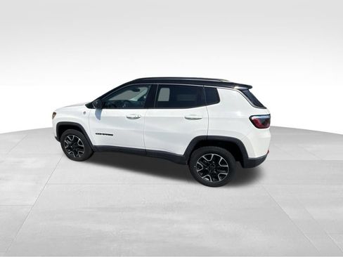 Used 2021 Jeep Compass Trailhawk AWD/4WD image 8