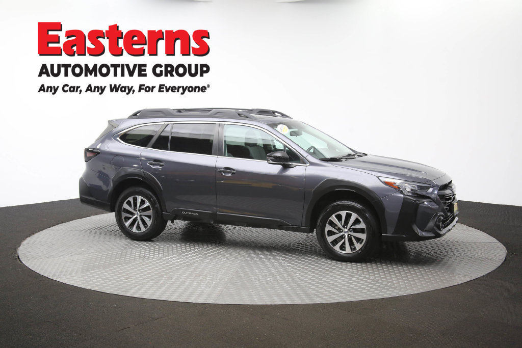 Used 2023 Subaru Outback Premium AWD/4WD image 46