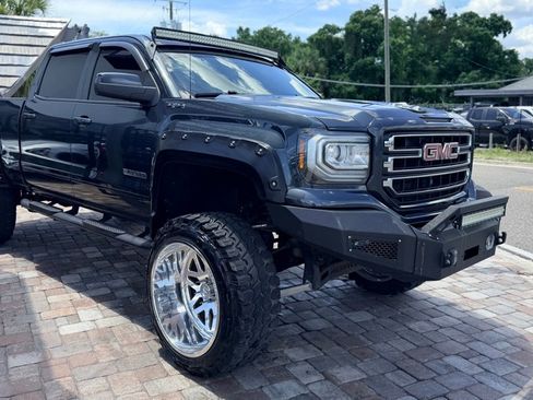 Used 2017 GMC Sierra 1500 SLE w/ Elevation Edition AWD/4WD image 9