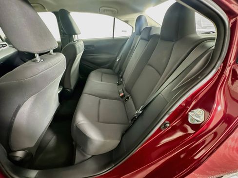 Used 2025 Toyota Corolla LE FWD image 27