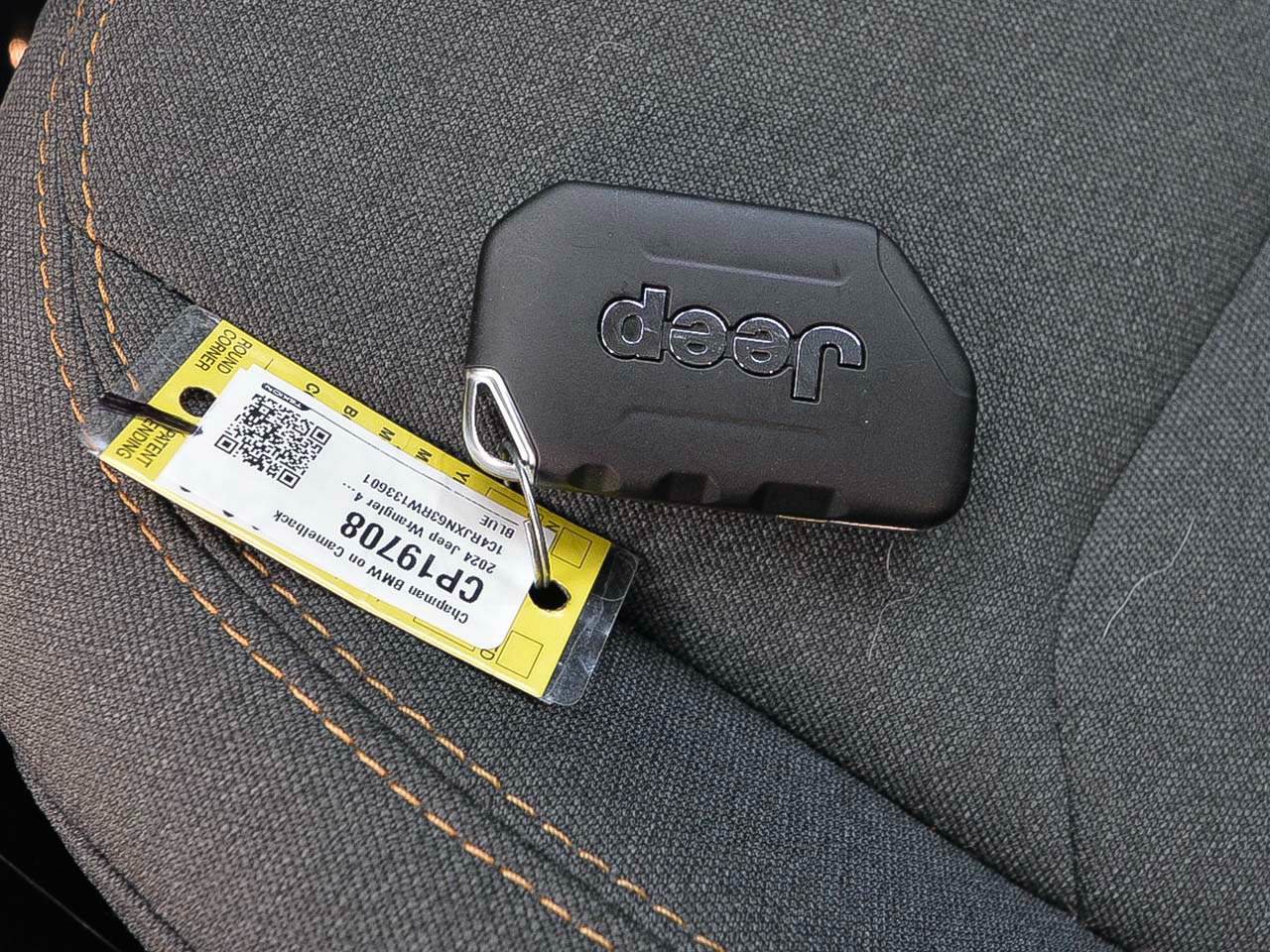 Used 2024 Jeep Wrangler Unlimited AWD/4WD image 16