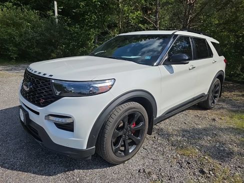 Used 2020 Ford Explorer ST w/ ST Street Pack AWD/4WD image 3