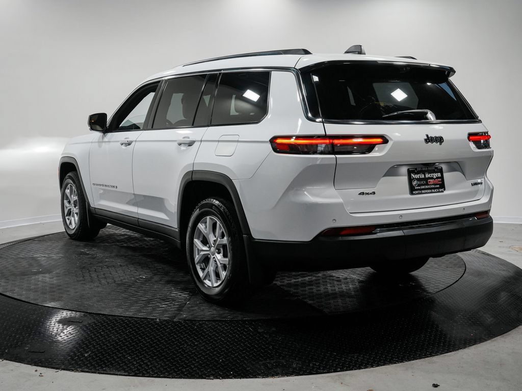 Used 2023 Jeep Grand Cherokee L Limited w/ Luxury Tech Group II AWD/4WD image 6