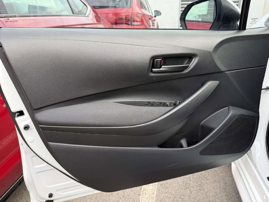 Used 2025 Toyota Corolla LE FWD image 26