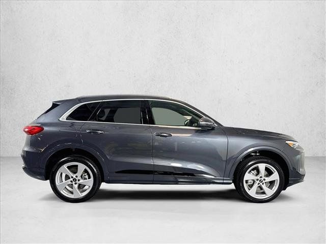 New 2026 Audi Q5 Premium Plus AWD/4WD image 4