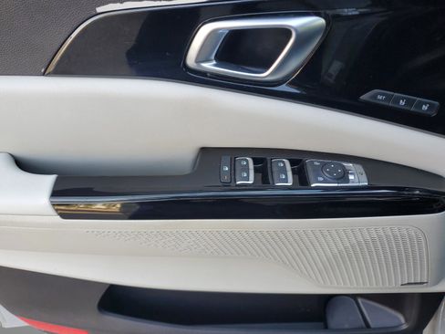 Certified 2023 Kia Carnival SX Prestige image 16