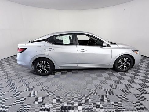 Used 2023 Nissan Sentra SV image 8