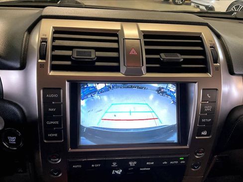 Used 2021 Lexus GX 460 Premium w/ Premium Package image 28