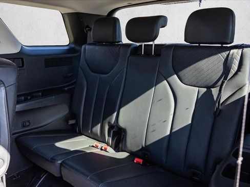 Used 2025 Hyundai Palisade SEL image 25