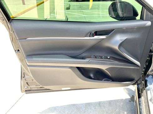 Used 2024 Toyota Camry XSE FWD image 10
