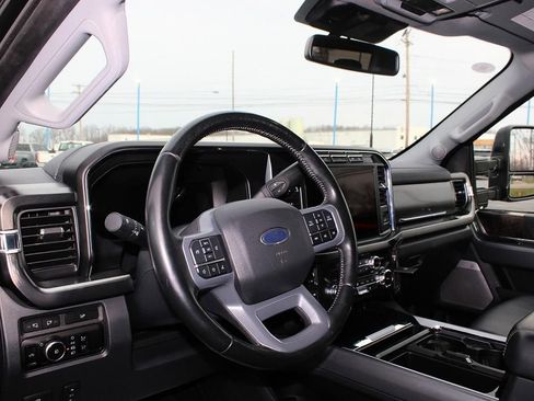 Used 2023 Ford F350 Lariat w/ FX4 Off-Road Package image 36