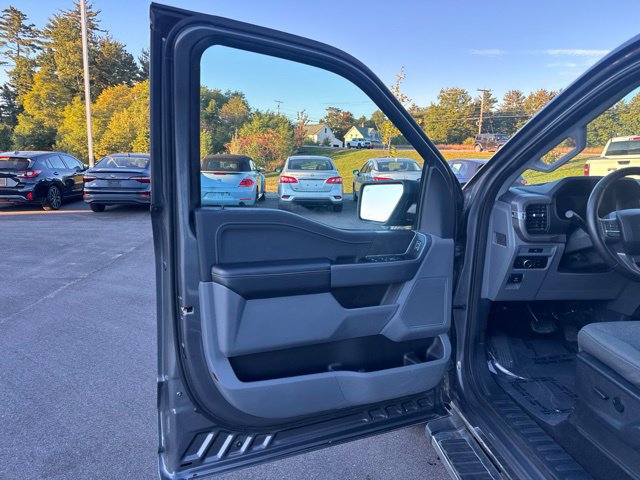 Used 2025 Ford F150 XLT w/ Equipment Group 301A Standard AWD/4WD image 18
