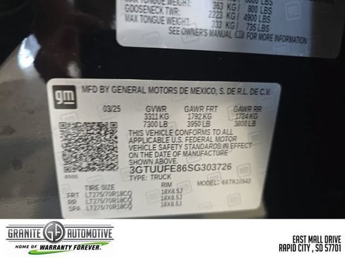 Used 2025 GMC Sierra 1500 AT4X AWD/4WD image 31