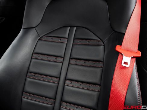 Used 2021 Ferrari F8 Tributo image 45