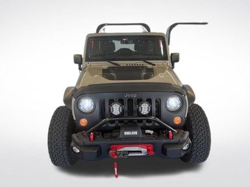 Used 2017 Jeep Wrangler Unlimited Rubicon AWD/4WD image 3