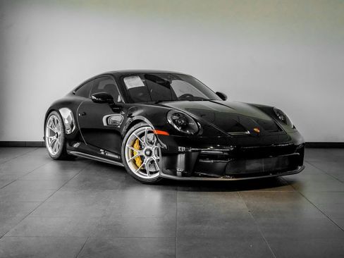 Certified 2024 Porsche 911 GT3 RWD image 9