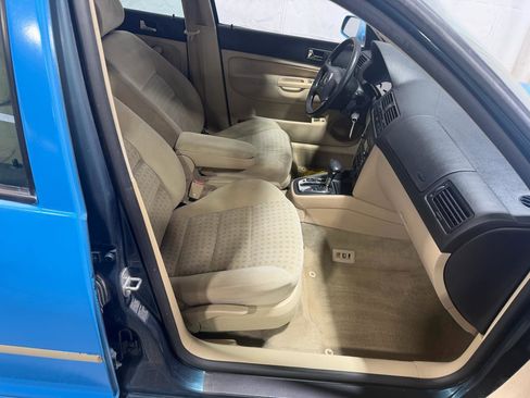 Used 2002 Volkswagen Jetta GLS FWD image 13