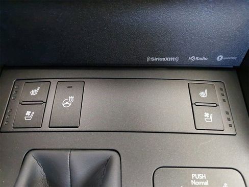 Used 2025 Lexus IS 300 300 image 29