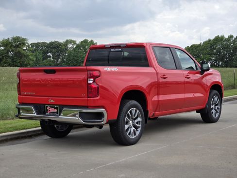 New 2026 Chevrolet Silverado 1500 LT w/ Safety Package AWD/4WD image 3