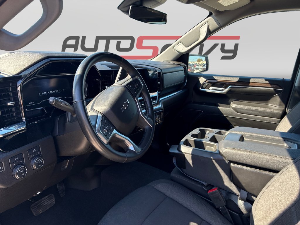 Used 2024 Chevrolet Silverado 1500 RST AWD/4WD image 10