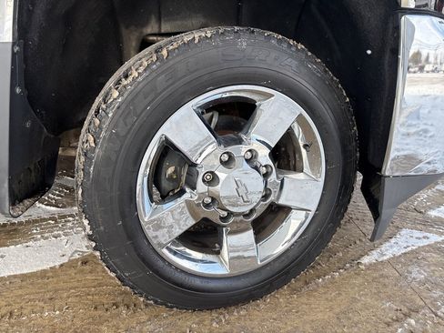 Used 2015 Chevrolet Silverado 2500 LTZ image 33