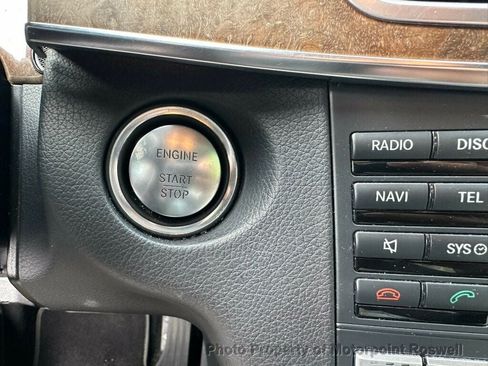 Used 2014 Mercedes-Benz E 550 4MATIC Sedan image 16