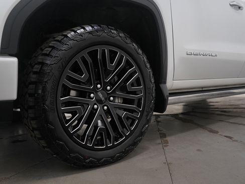 Used 2019 GMC Sierra 1500 Denali image 27