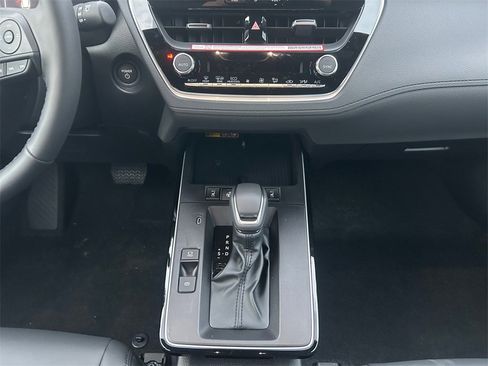 New 2026 Toyota Corolla Cross XSE image 11