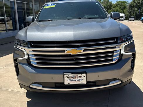 Used 2021 Chevrolet Tahoe High Country image 3