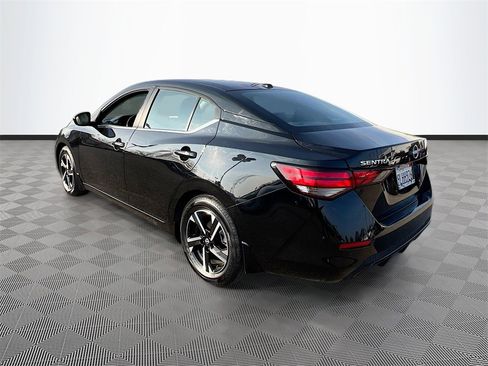 Used 2024 Nissan Sentra SV image 5