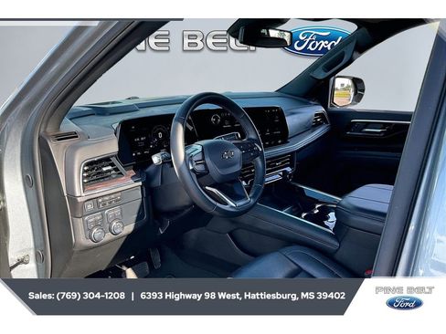 Used 2025 Chevrolet Tahoe Z71 image 12