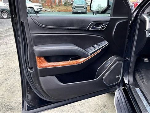 Used 2019 Chevrolet Tahoe Premier image 9