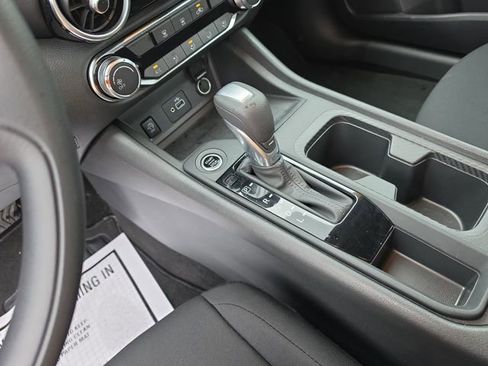 Used 2025 Nissan Sentra S FWD image 21