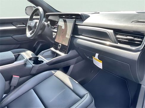 New 2026 GMC Terrain Elevation w/ Elevation Premium Package image 29